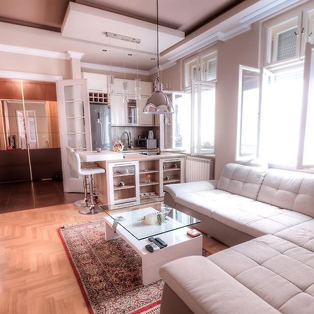 Crown Apartment - Your Royal Stay Beograd Ngoại thất bức ảnh