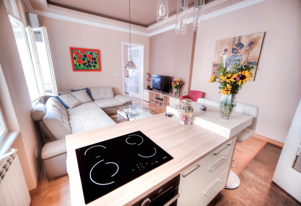 Crown Apartment - Your Royal Stay Beograd Ngoại thất bức ảnh